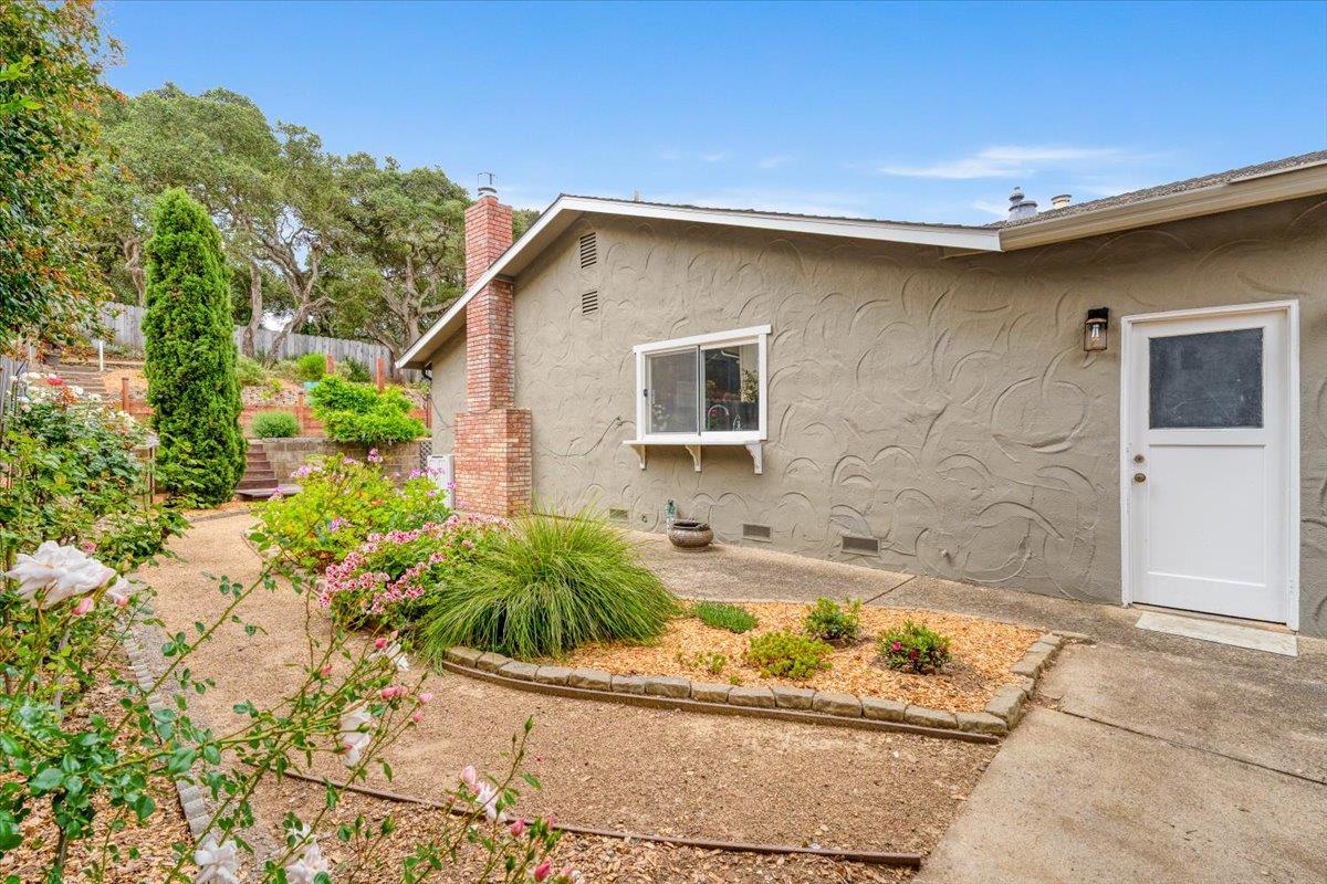 Property photo 44