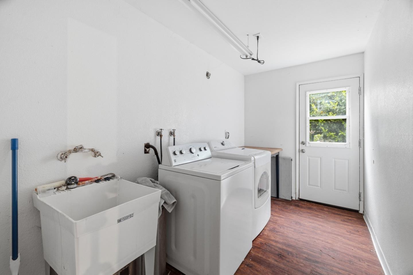 Property photo 33