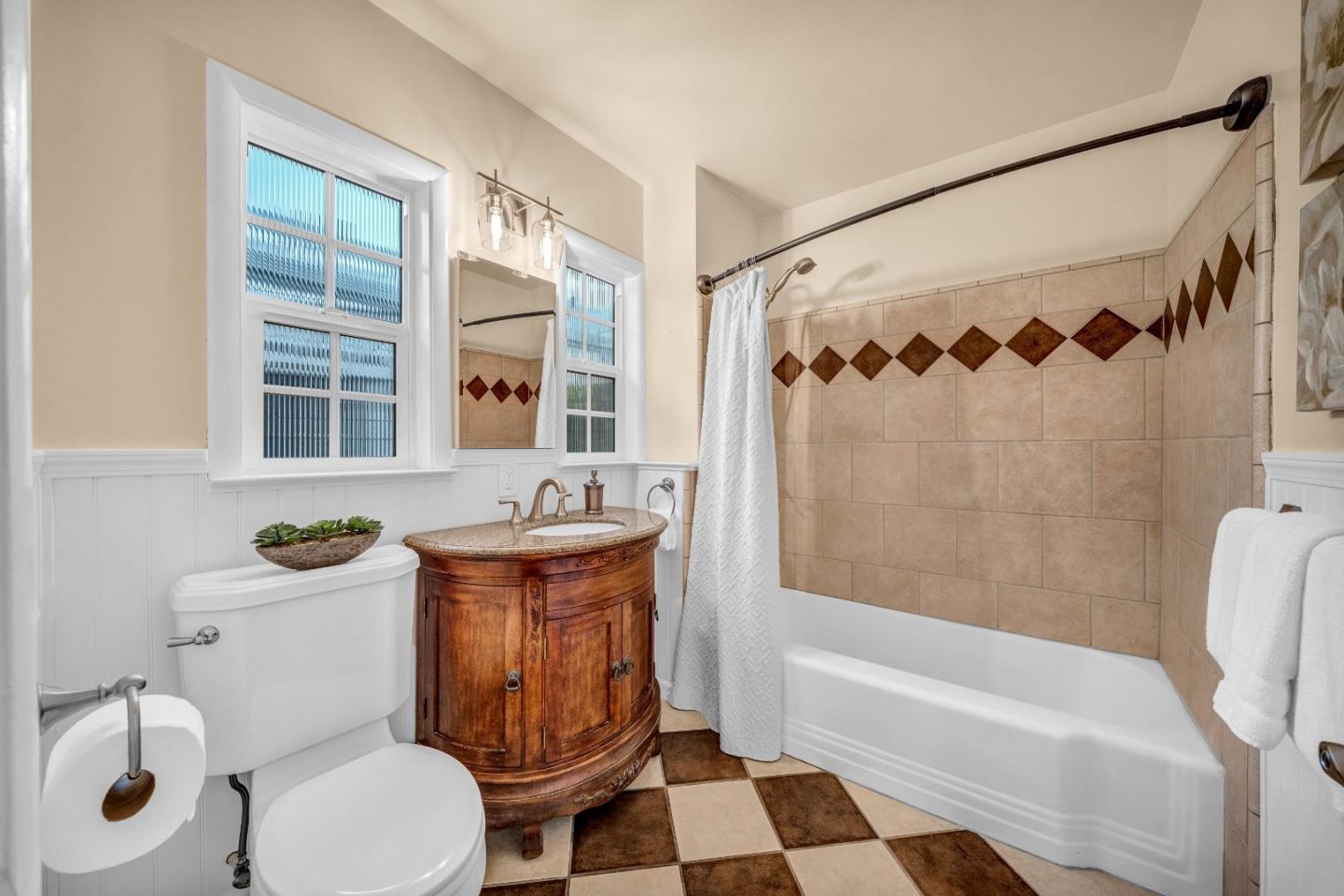 Property photo 35