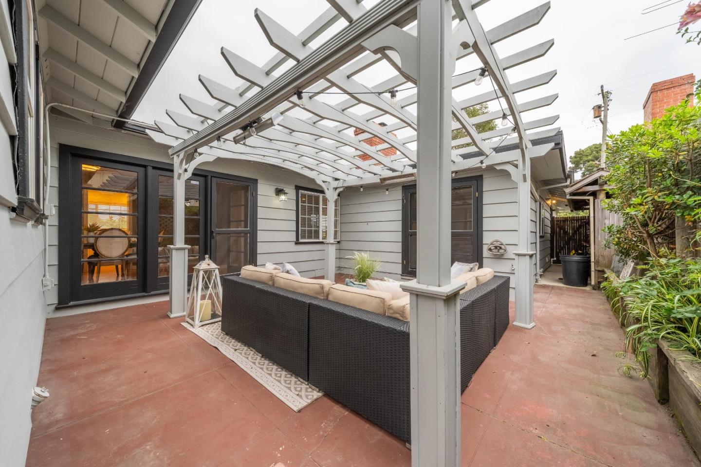 Property photo 40