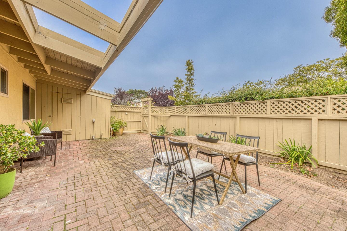 Property photo 31