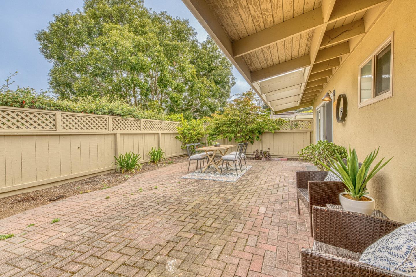Property photo 33