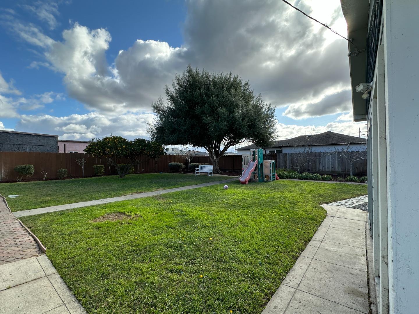 Property photo 24