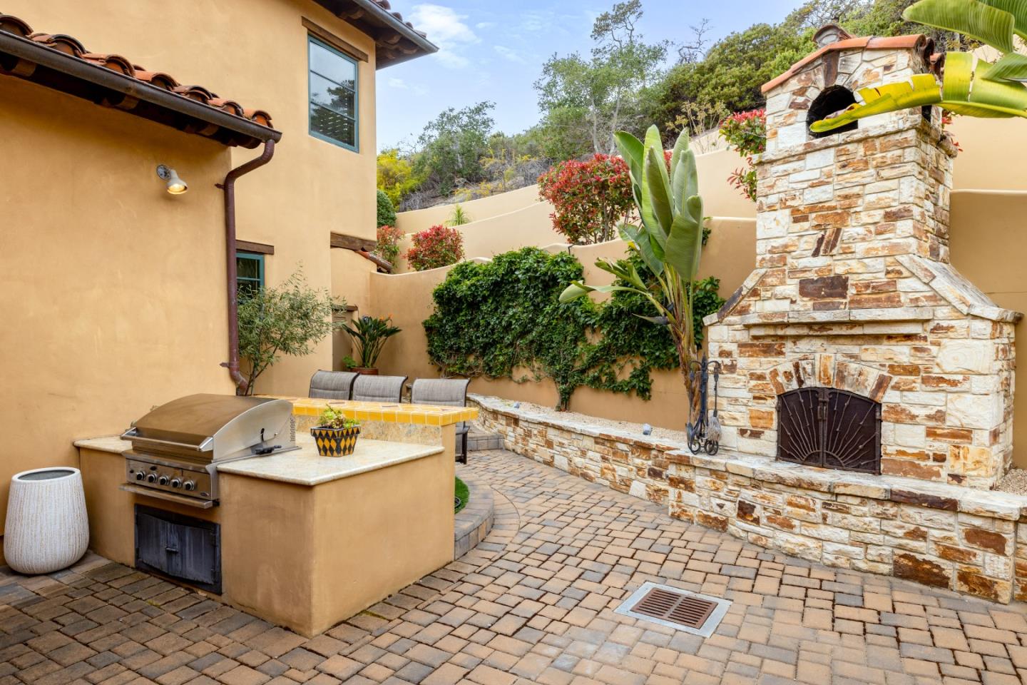 Property photo 28
