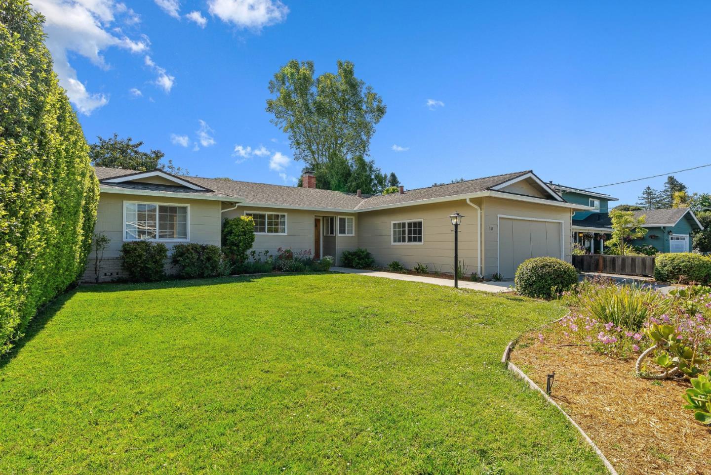 391 Danube Dr