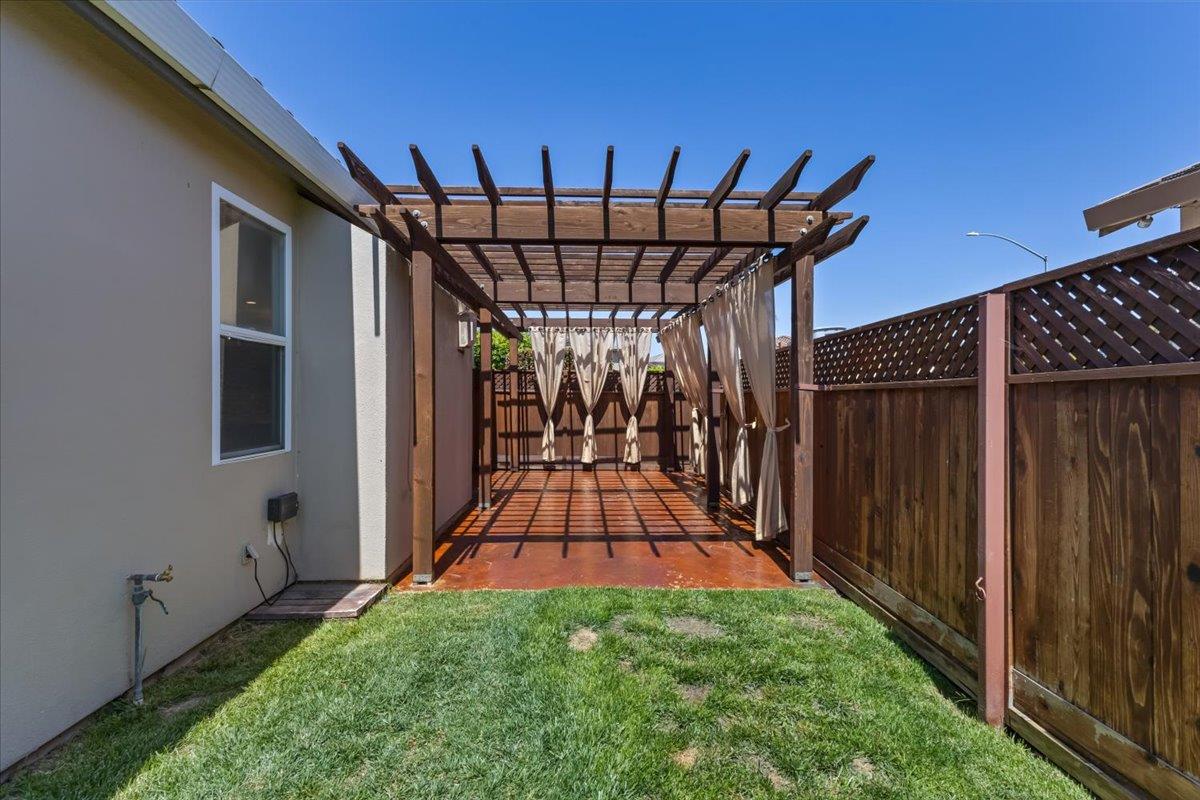 Property photo 42