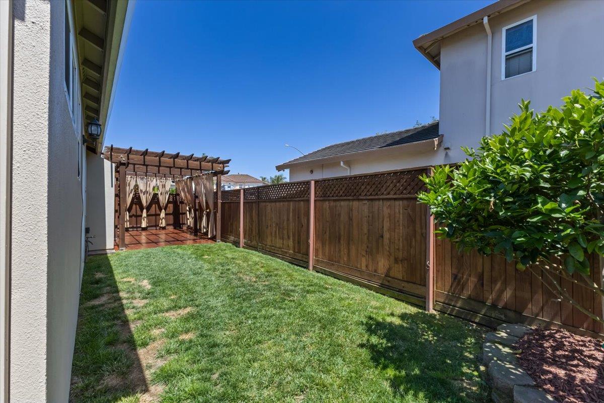 Property photo 43
