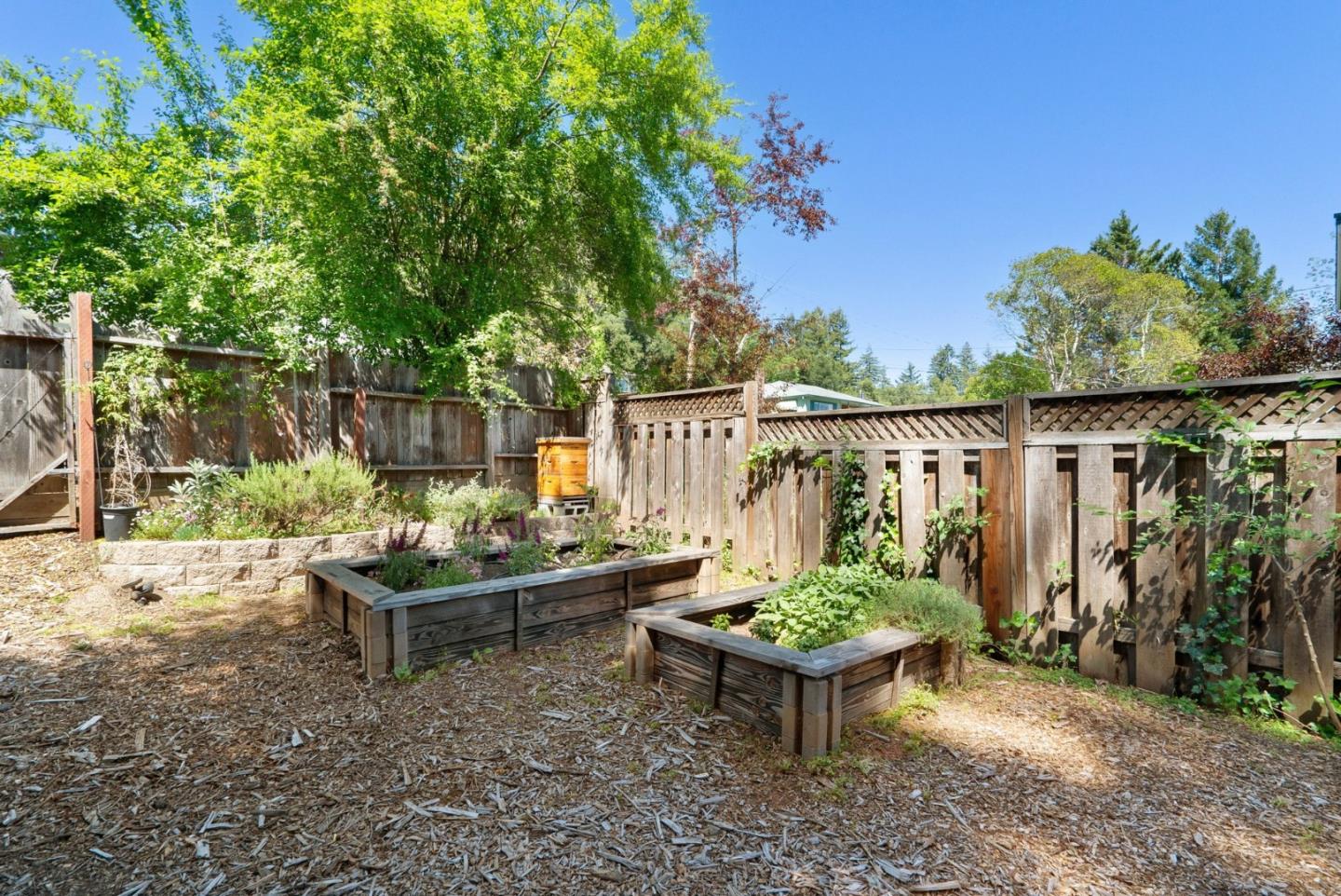 Property photo 46