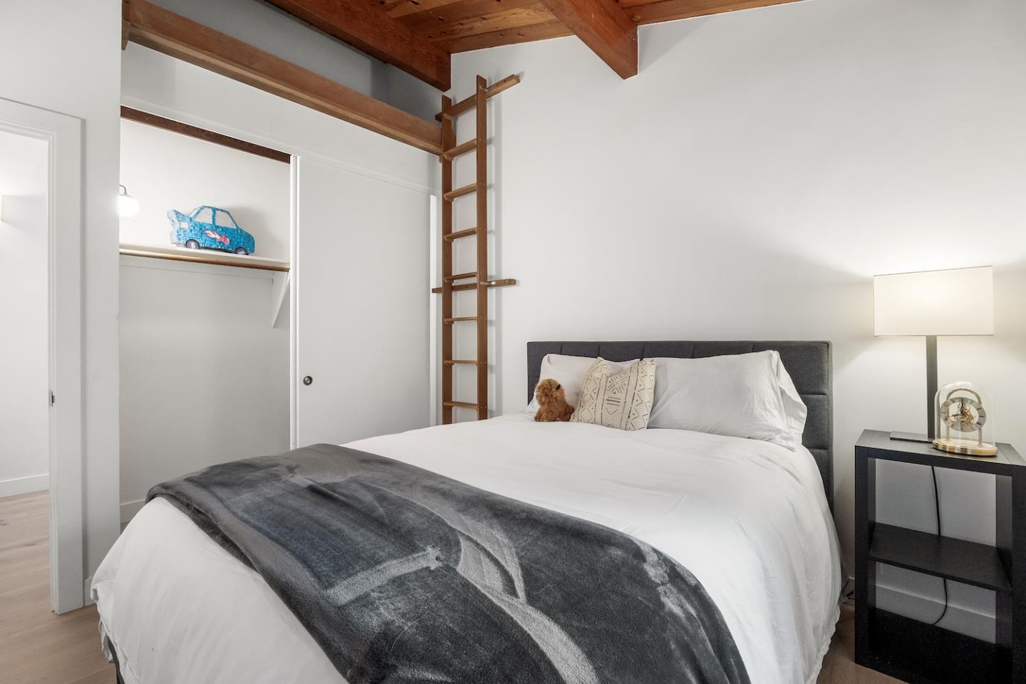 Property photo 37