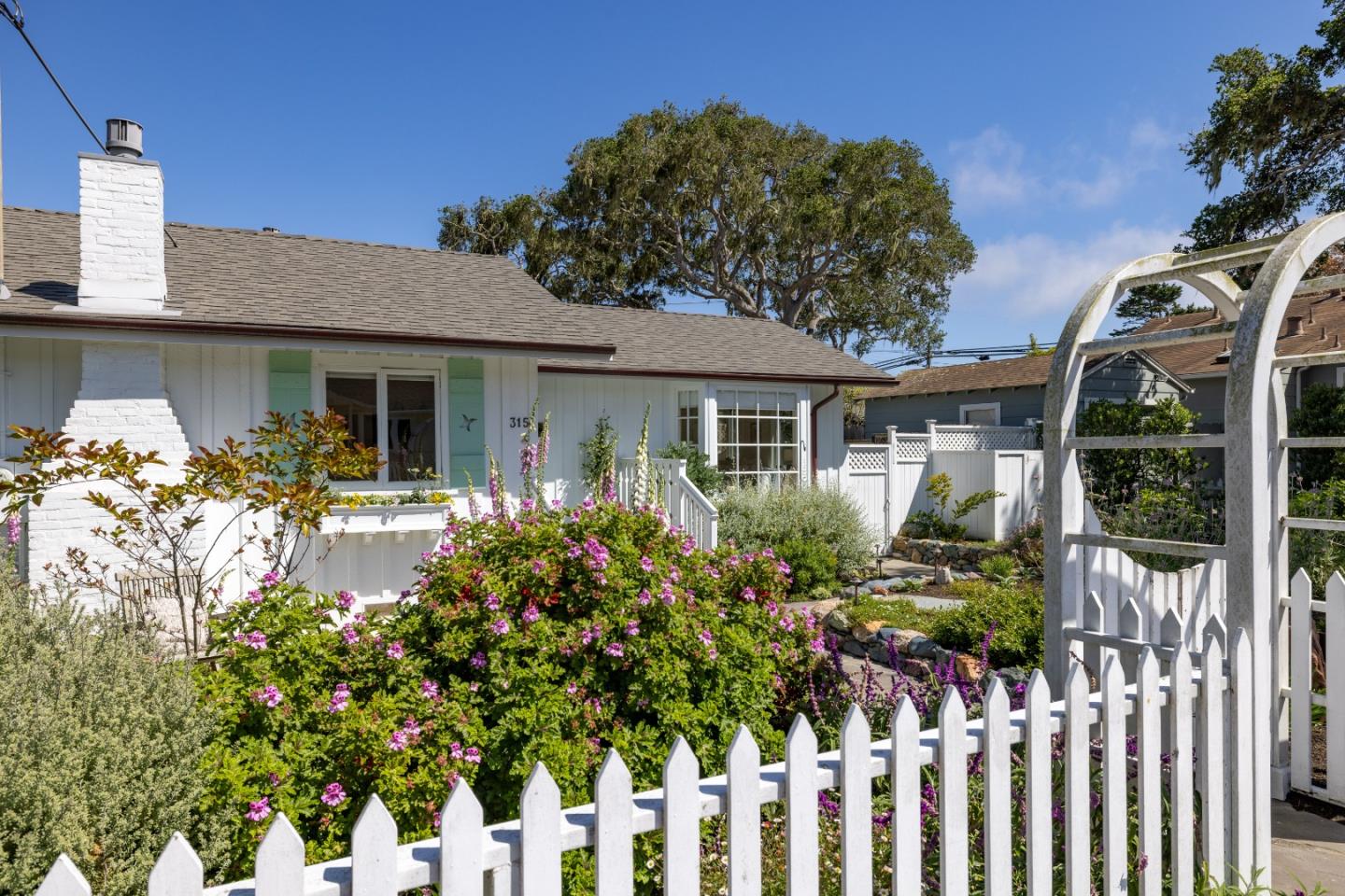 Property photo 44