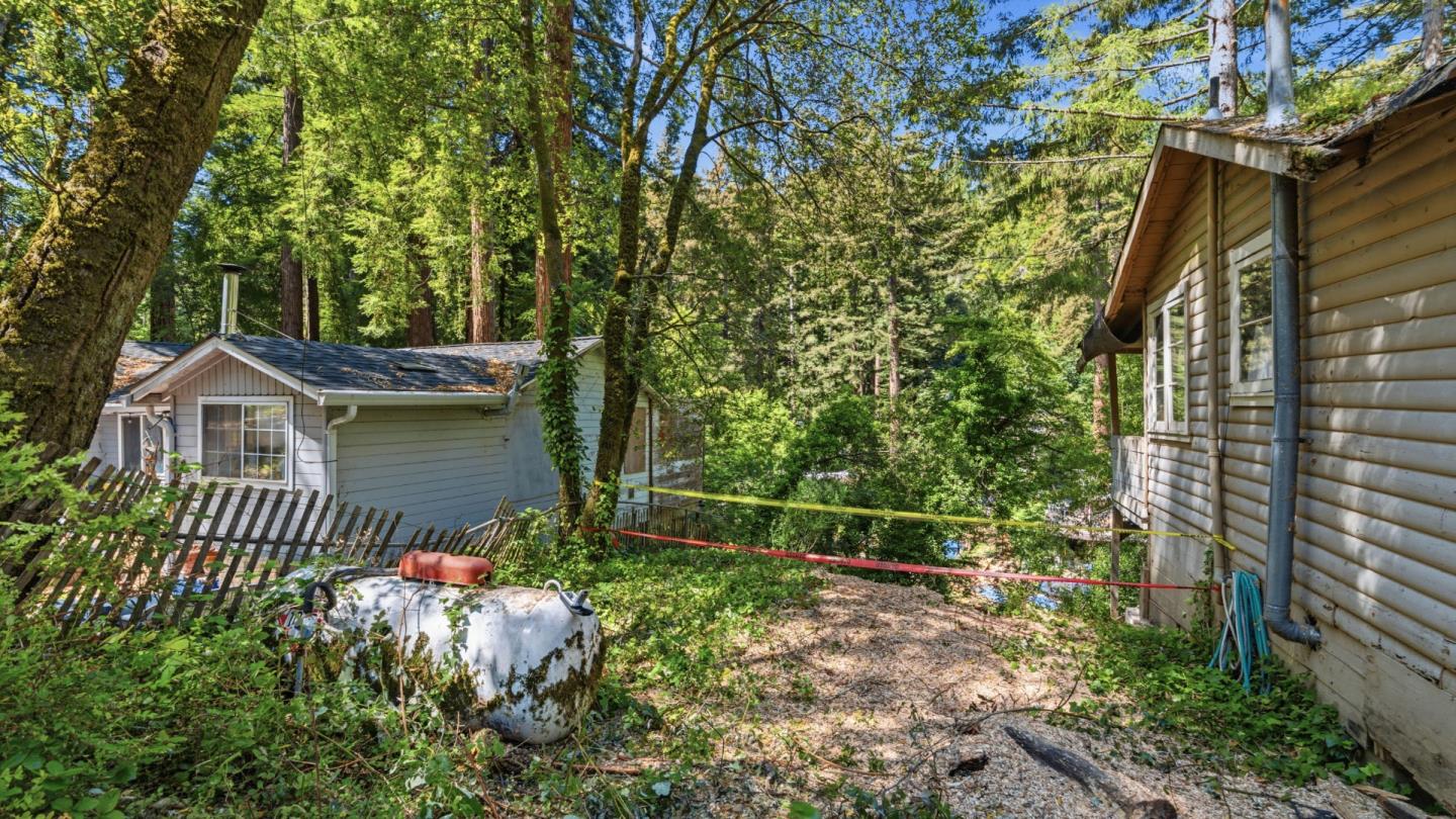 Property photo 35
