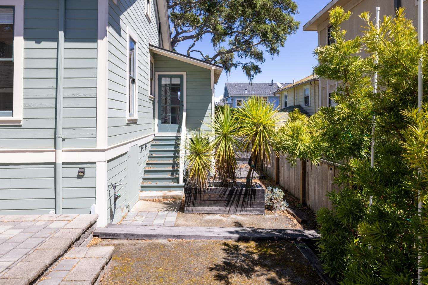 Property photo 38