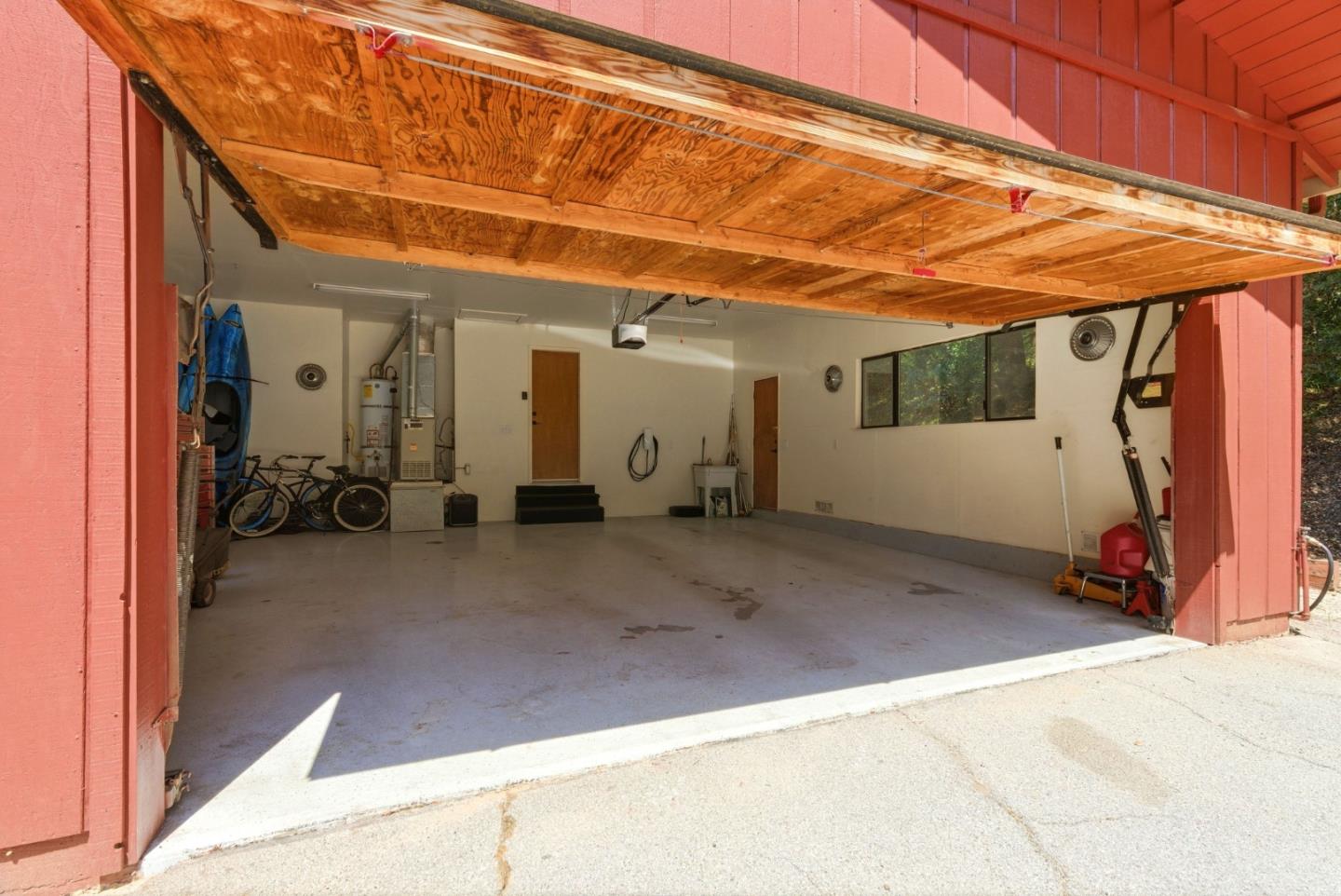 Property photo 37