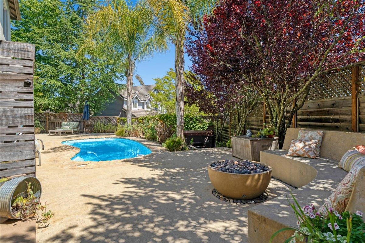 Property photo 48