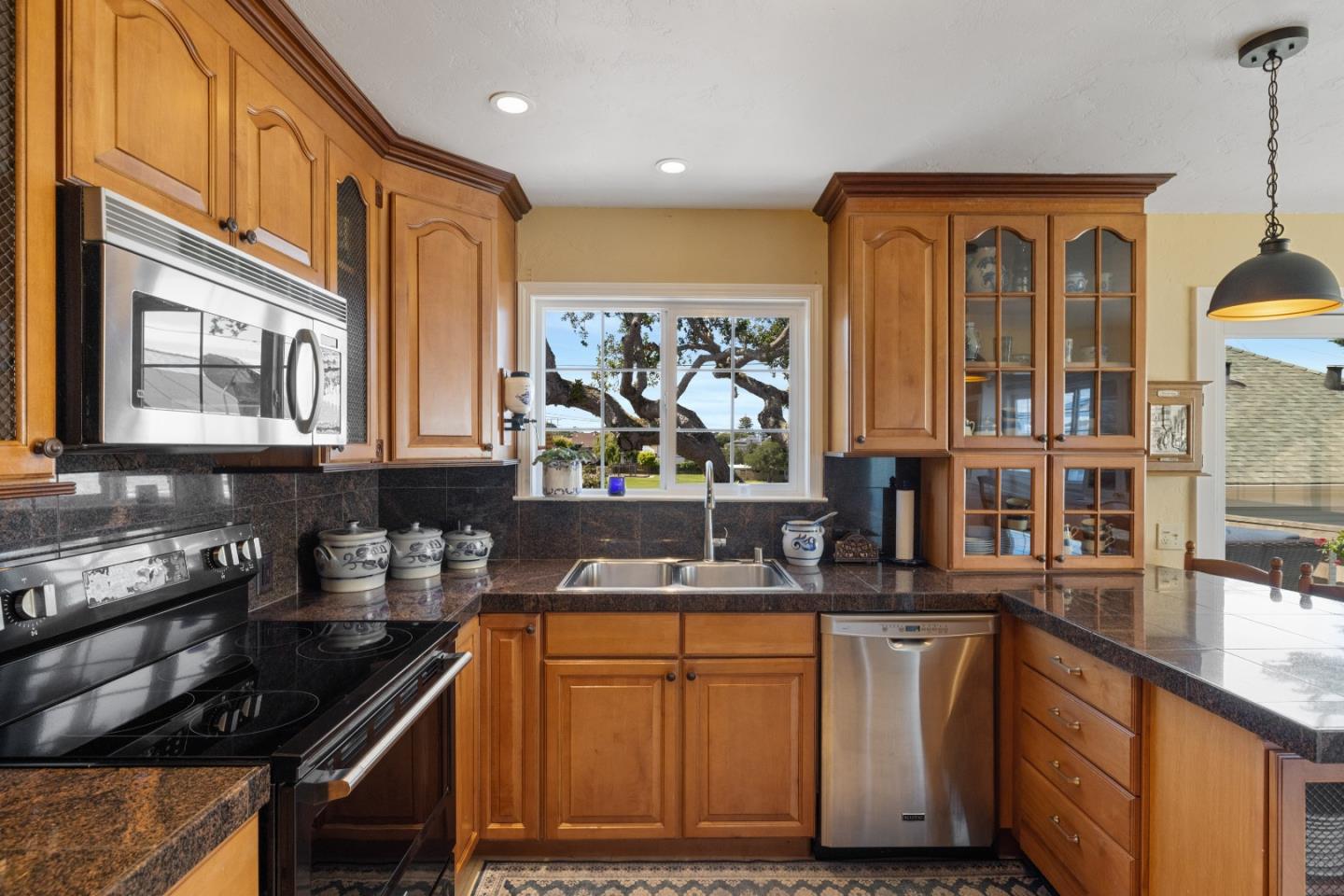 Property photo 24