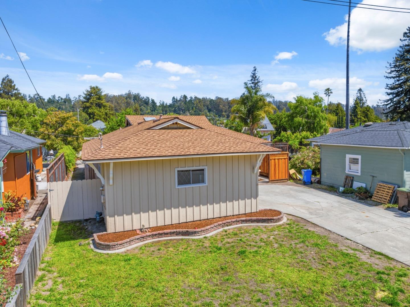 Property photo 31