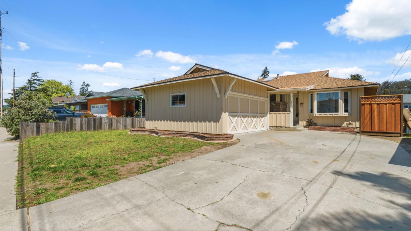 Property photo 32