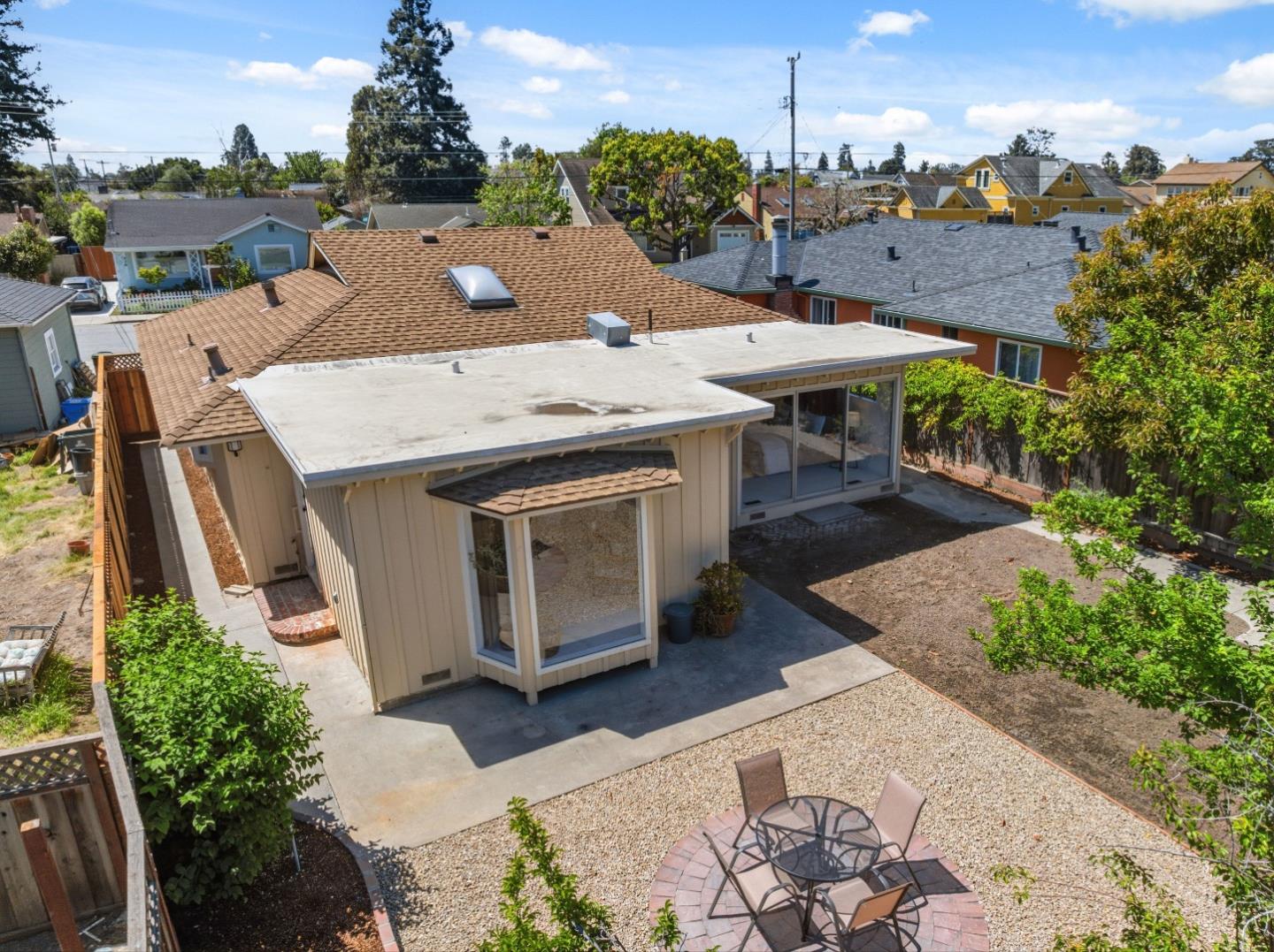 Property photo 33