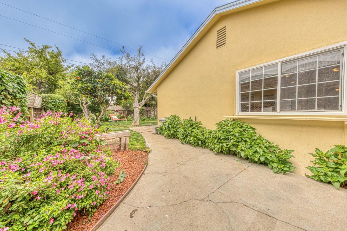 Property photo 44
