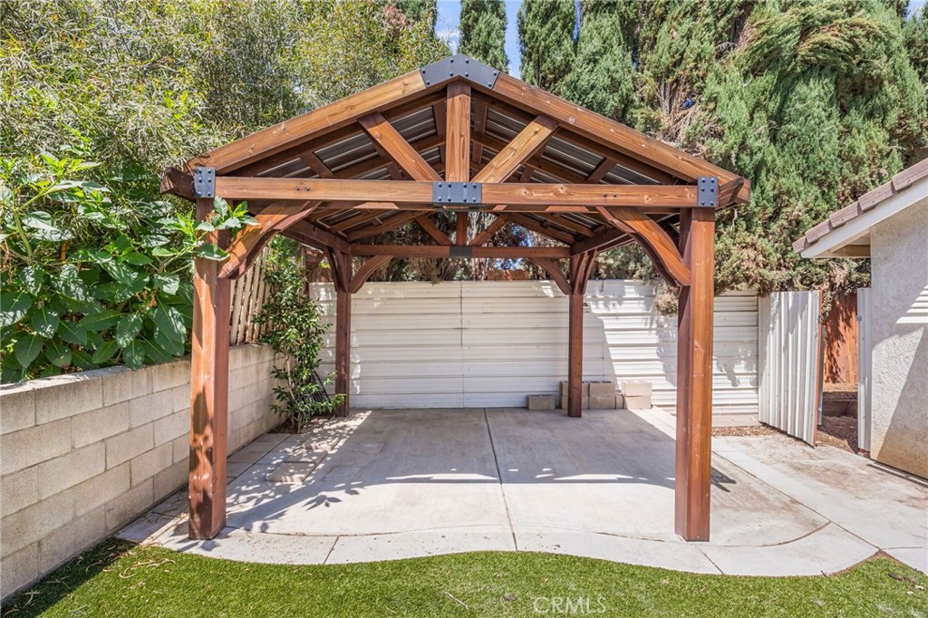 Property photo 33