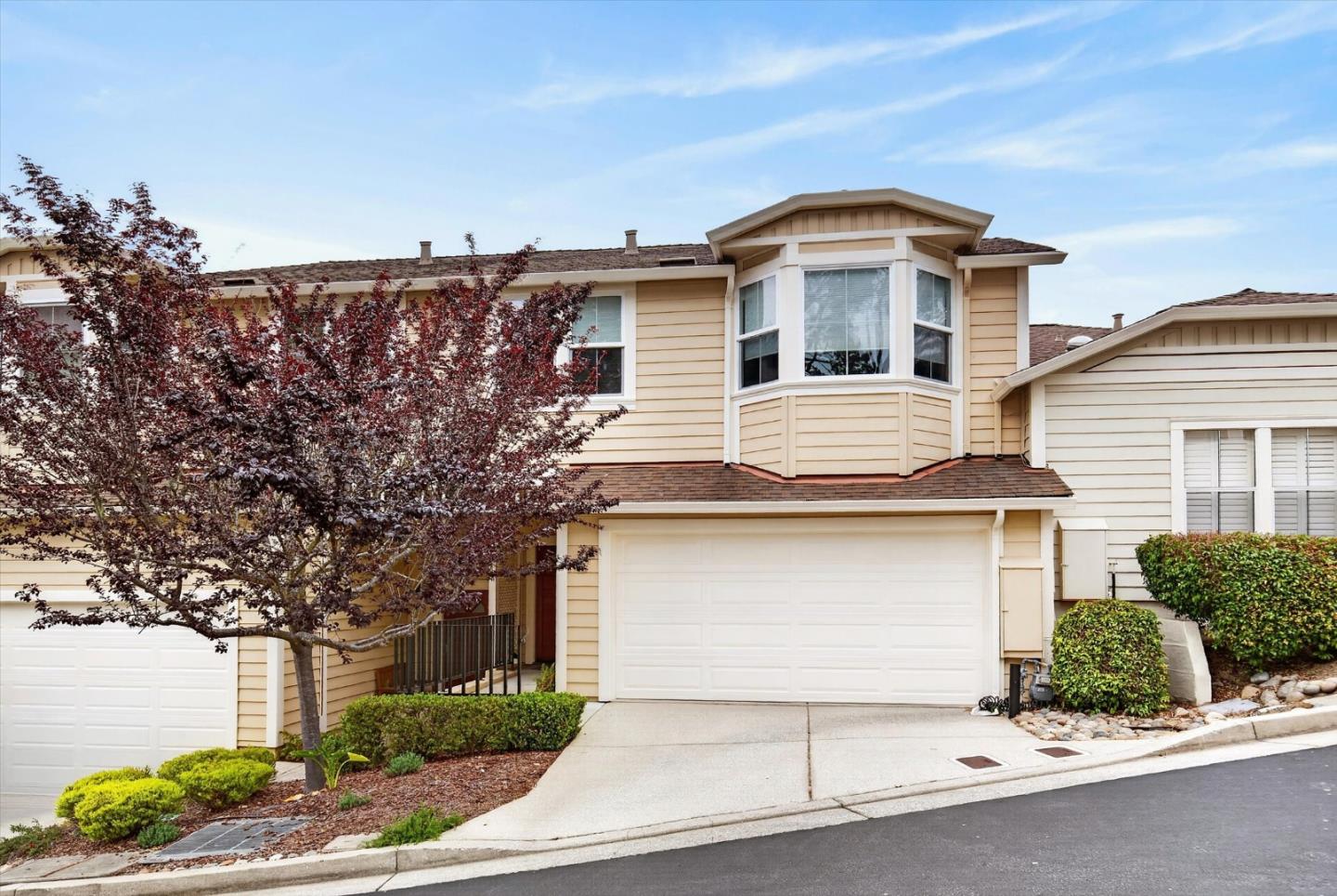 14 Glen Lake Dr