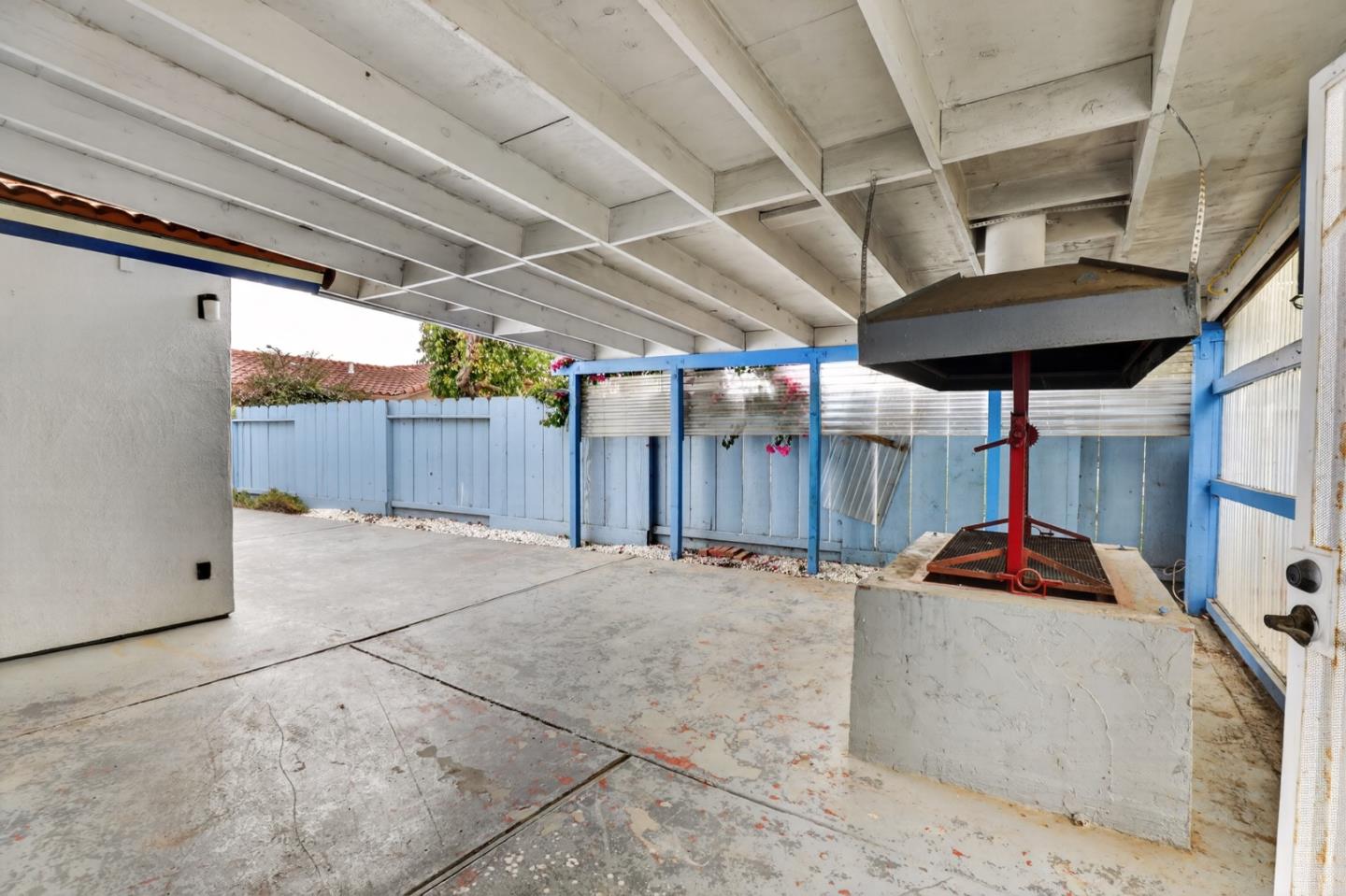 Property photo 40
