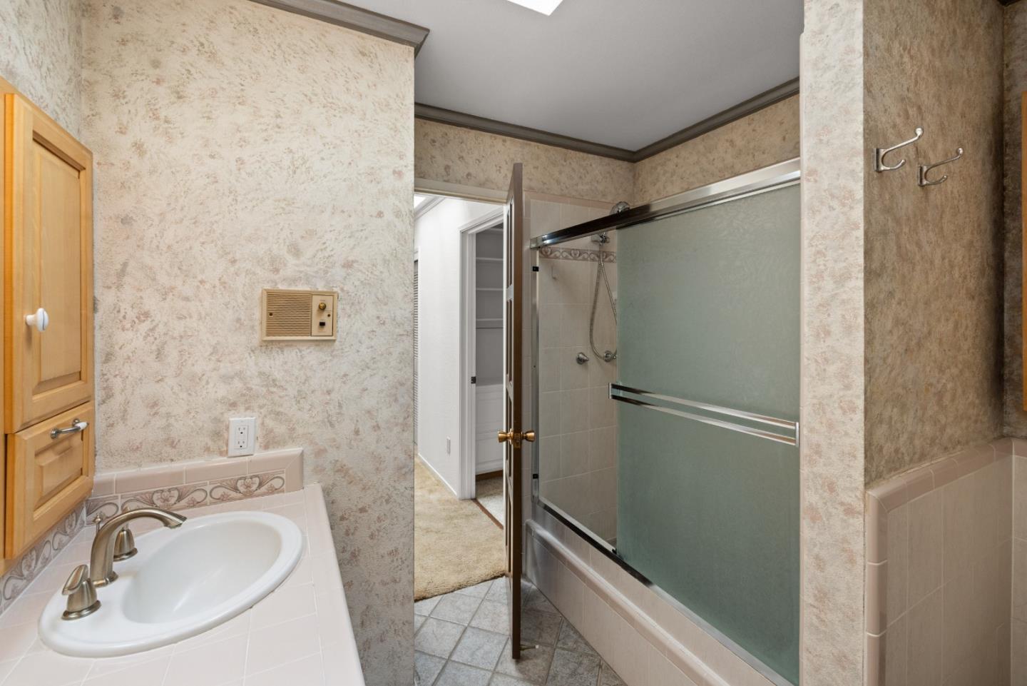 Property photo 46