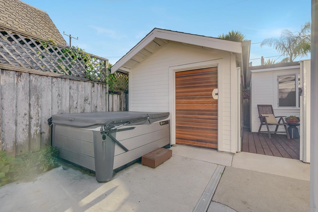 Property photo 35