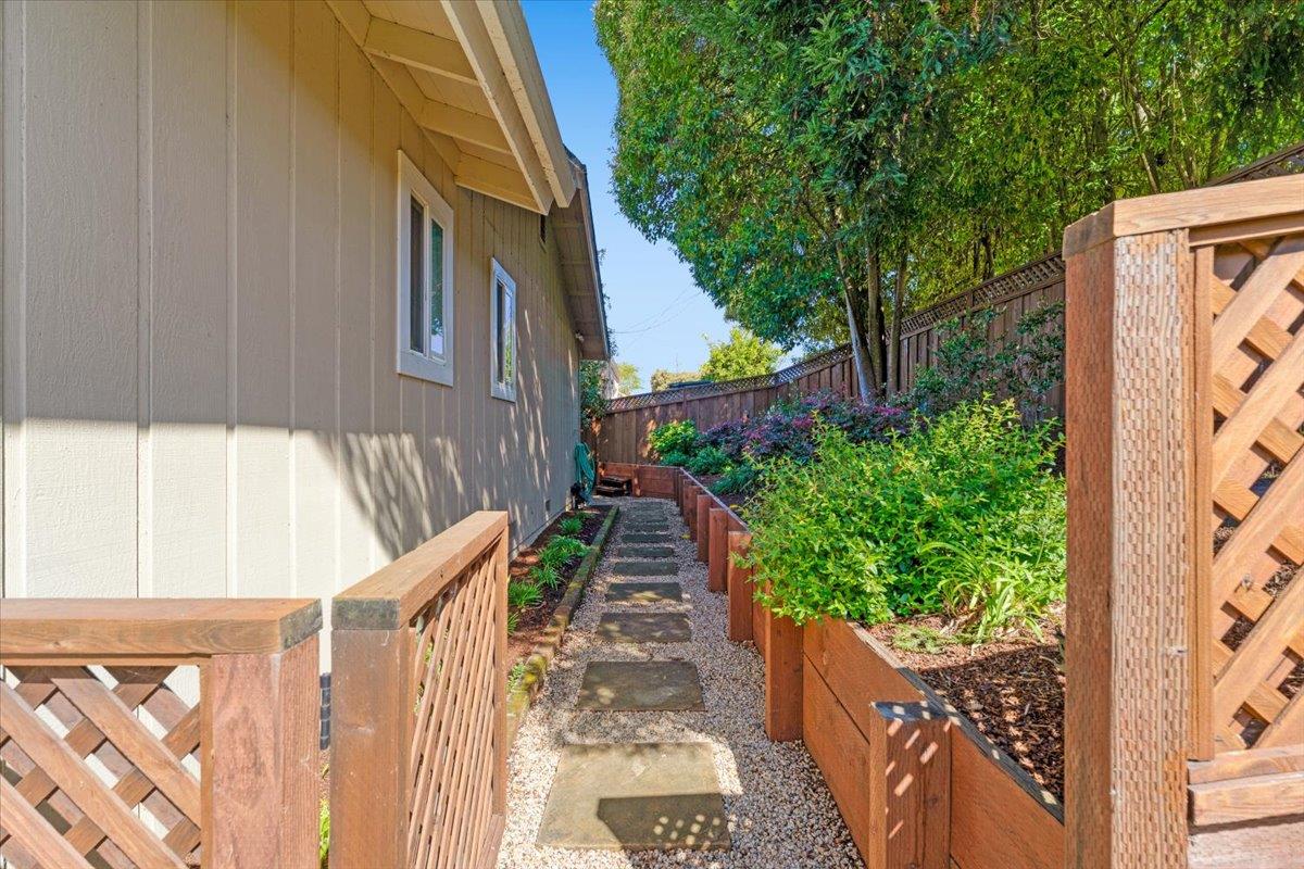 Property photo 46