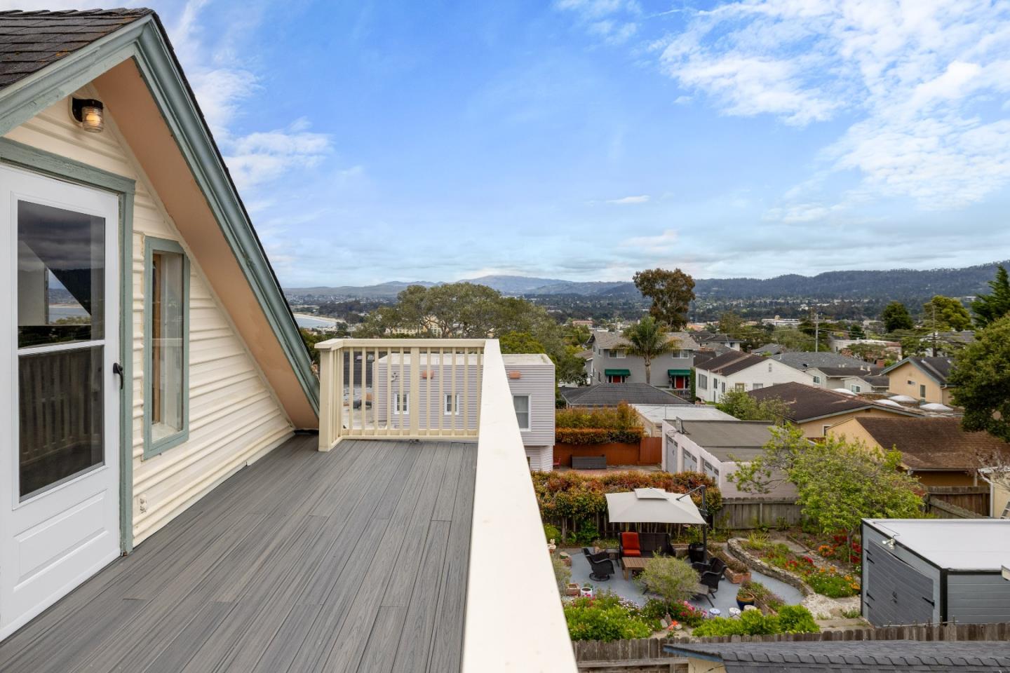 Property photo 44