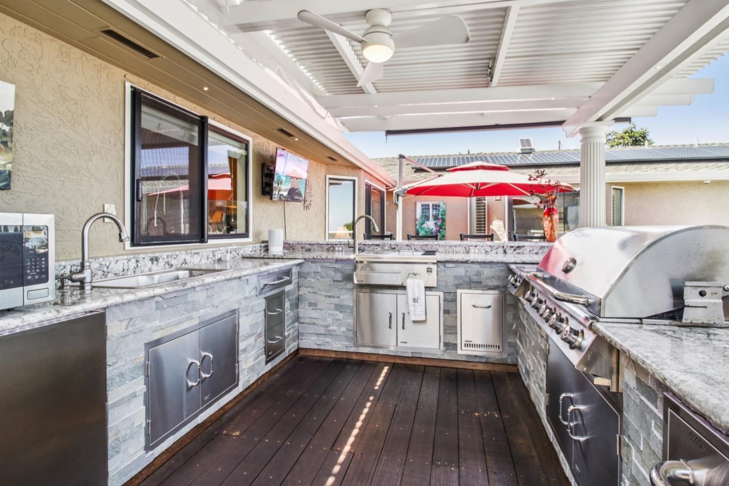 Property photo 31