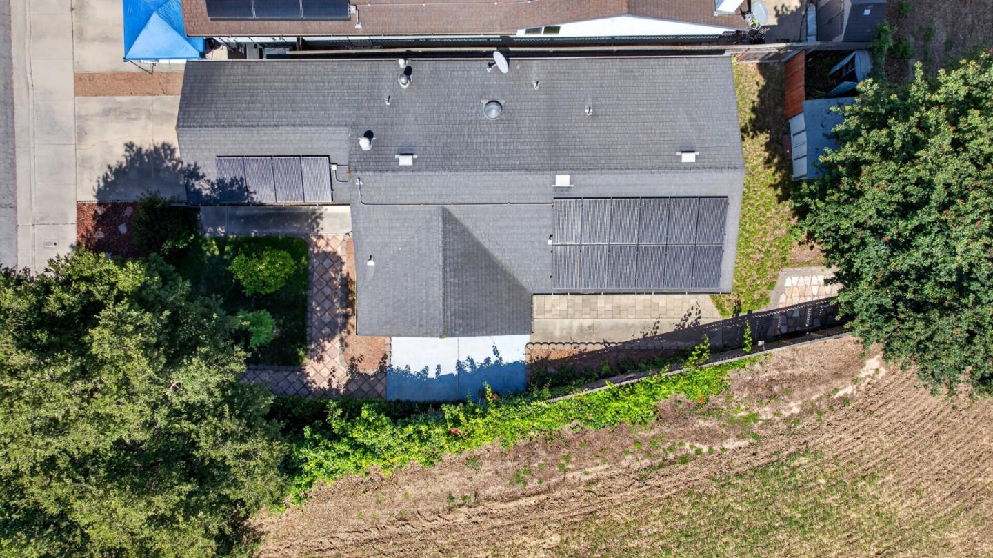 Property photo 42