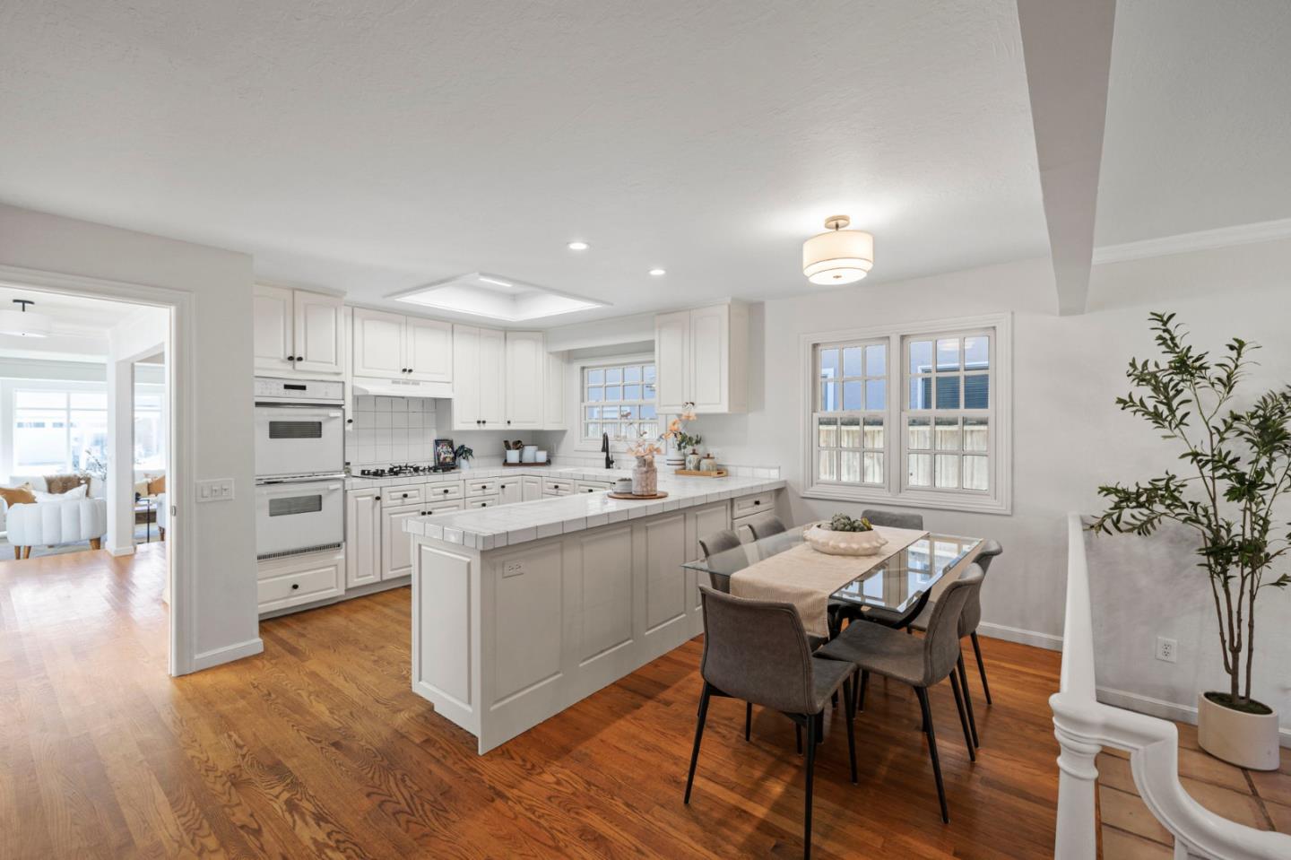 Property photo 31