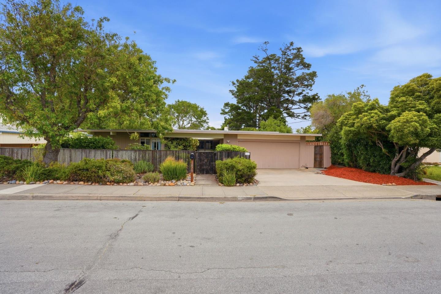 Property photo 43