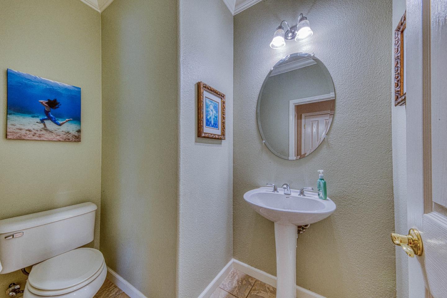 Property photo 38