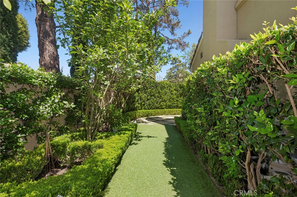 Property photo 44