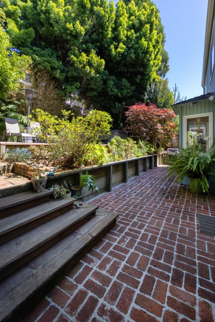 Property photo 35