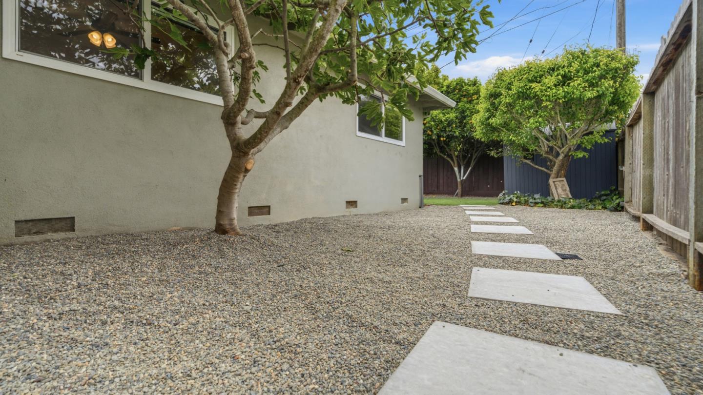 Property photo 50