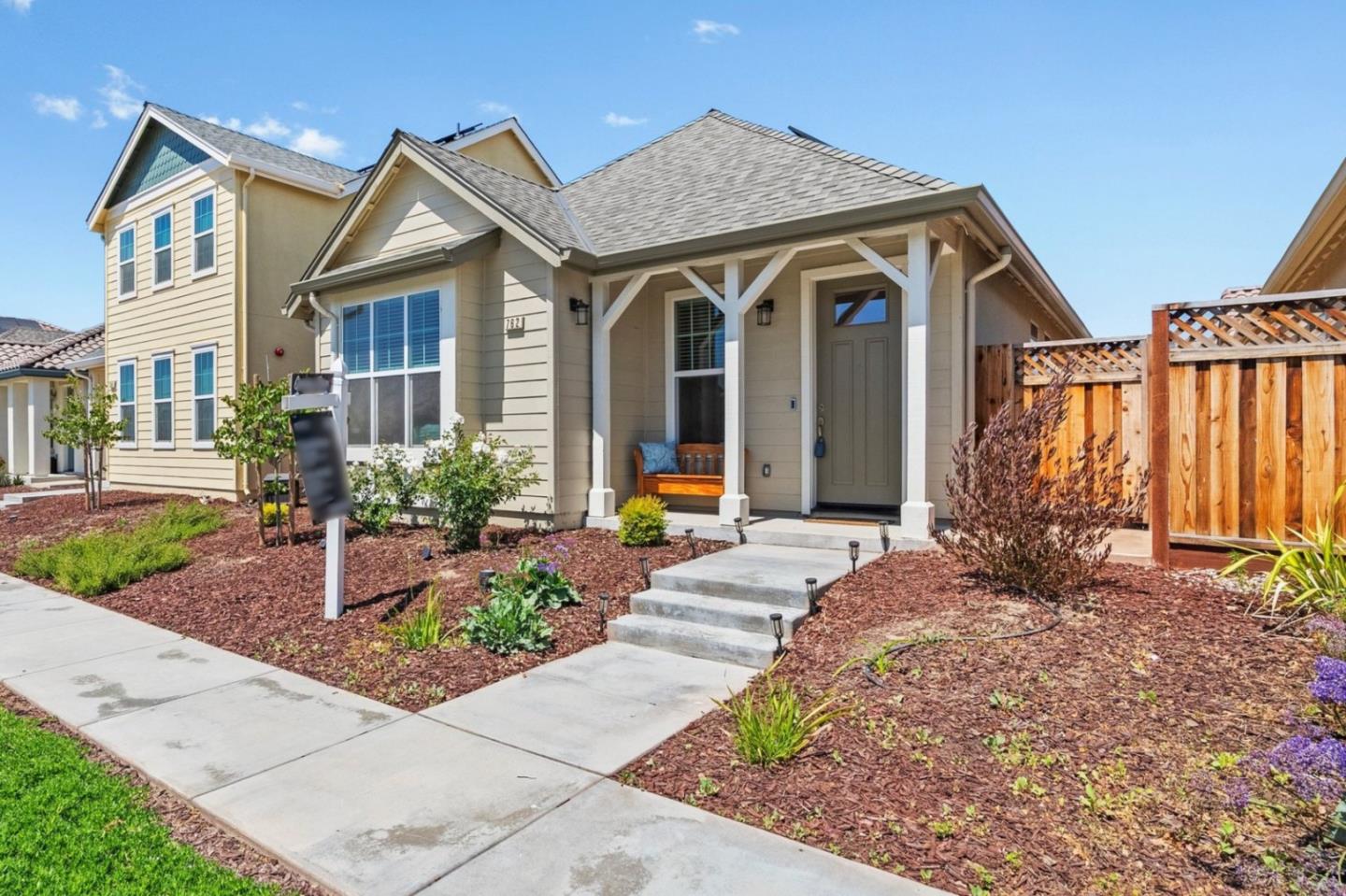 762 Brandywine Ln