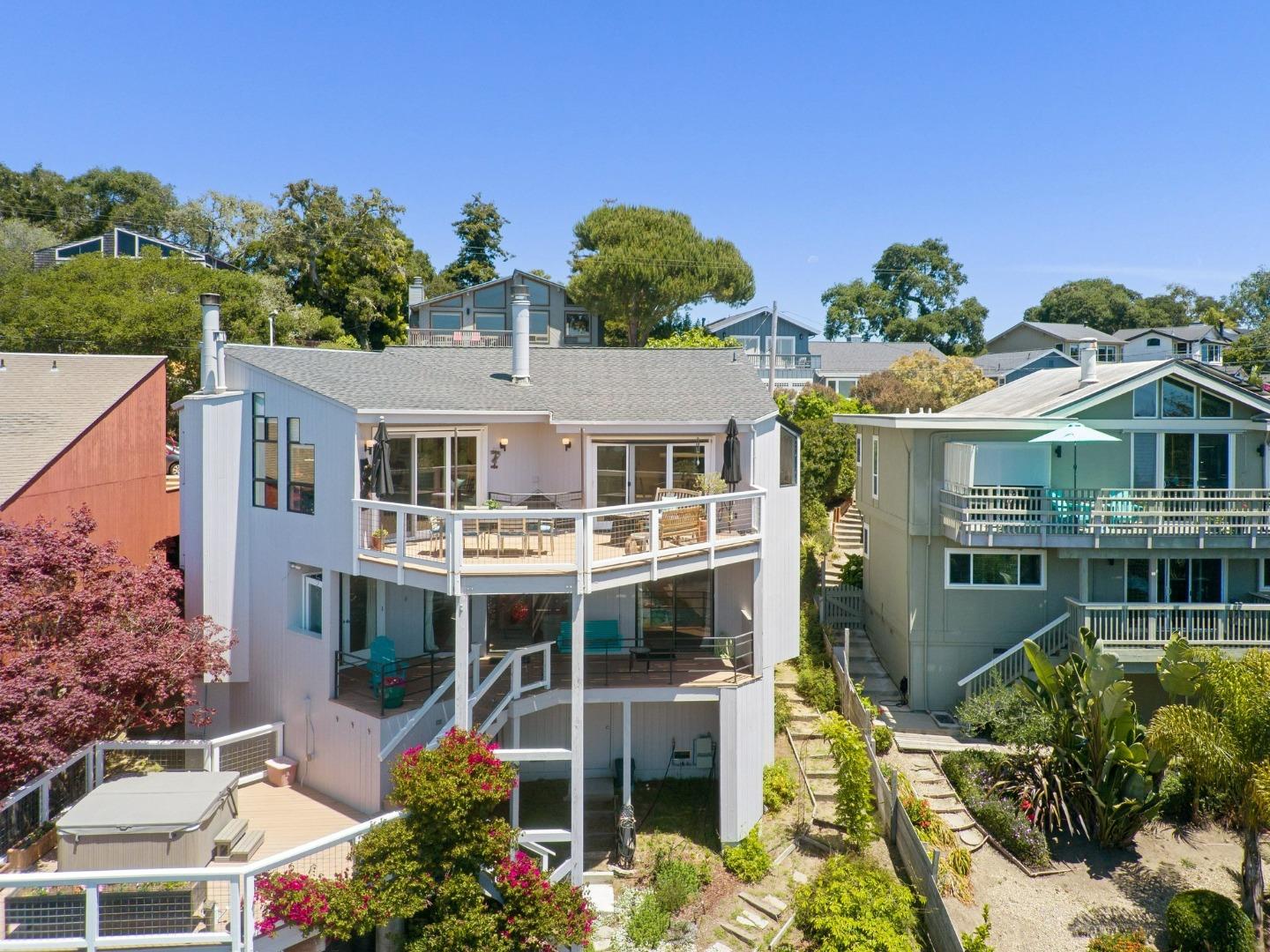 442 Vista Del Mar Dr