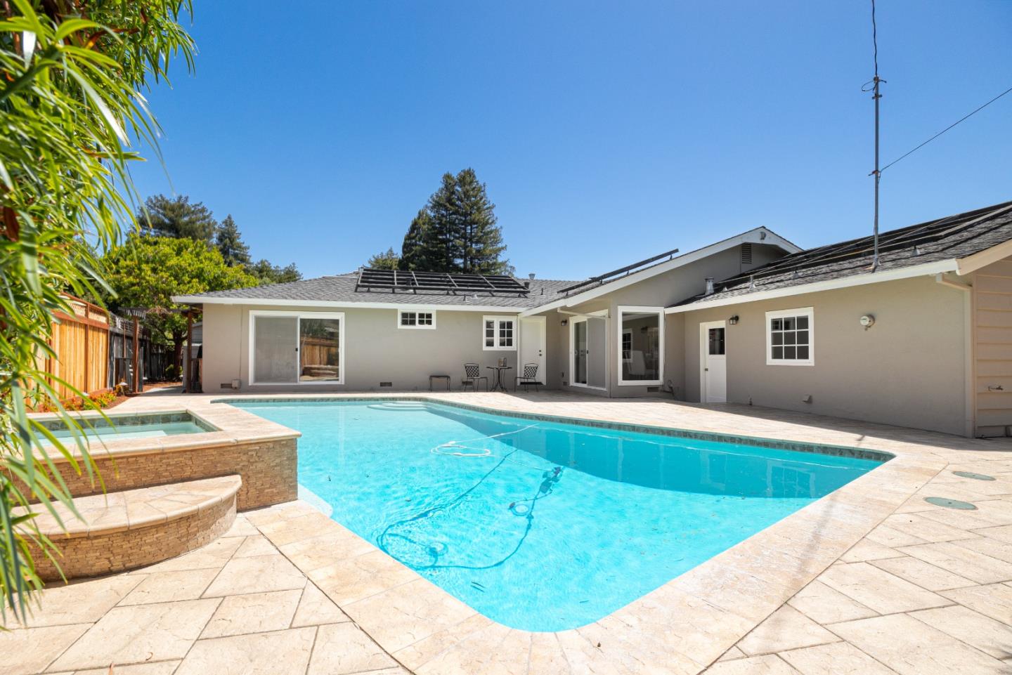 Property photo 35