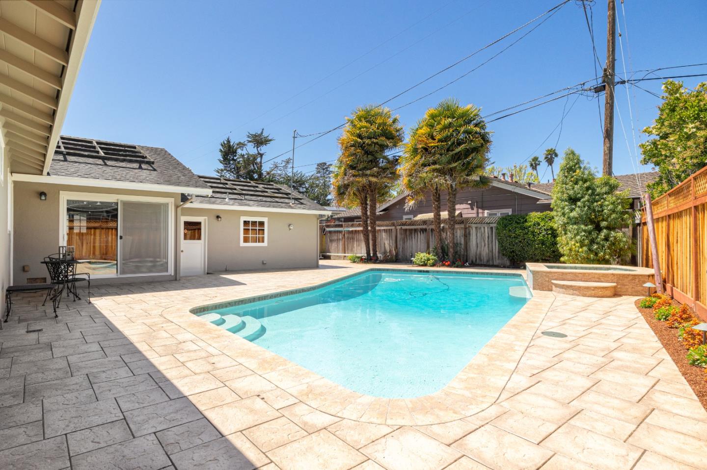 Property photo 37