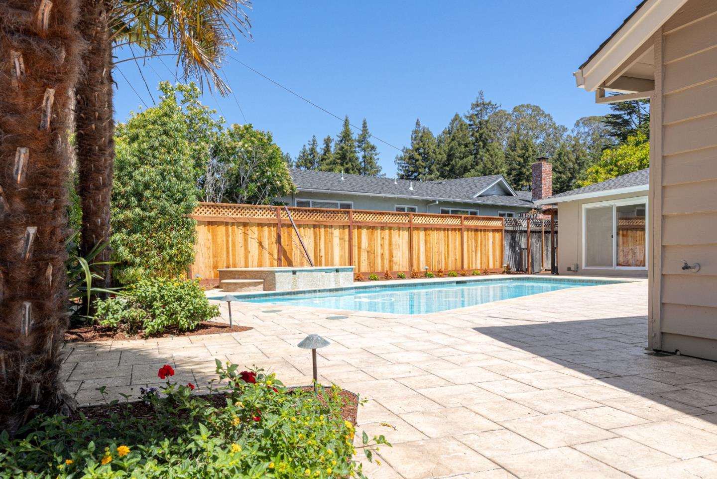 Property photo 38