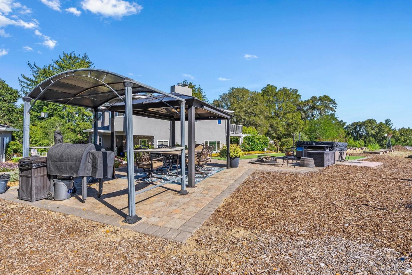 Property photo 44