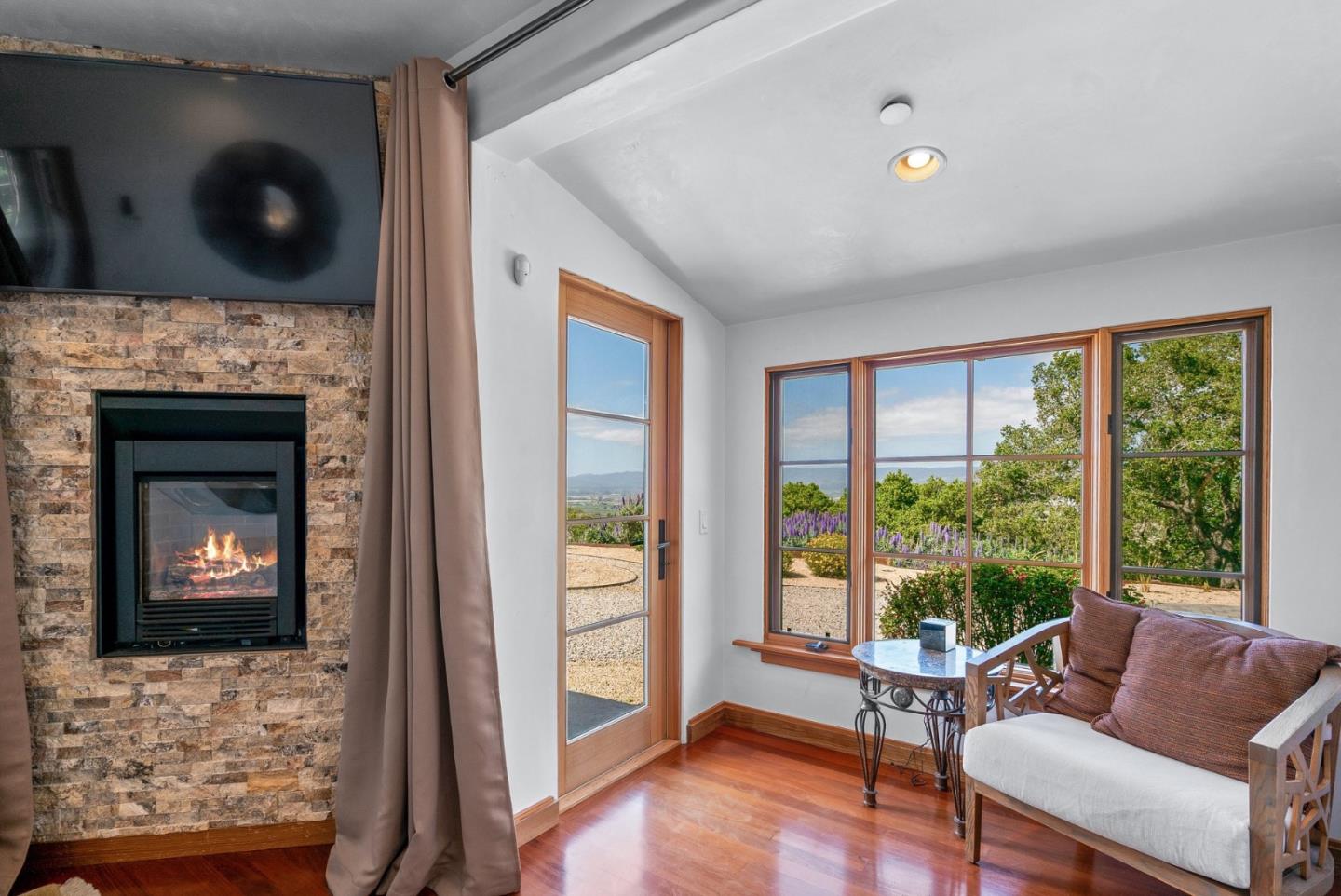 Property photo 43