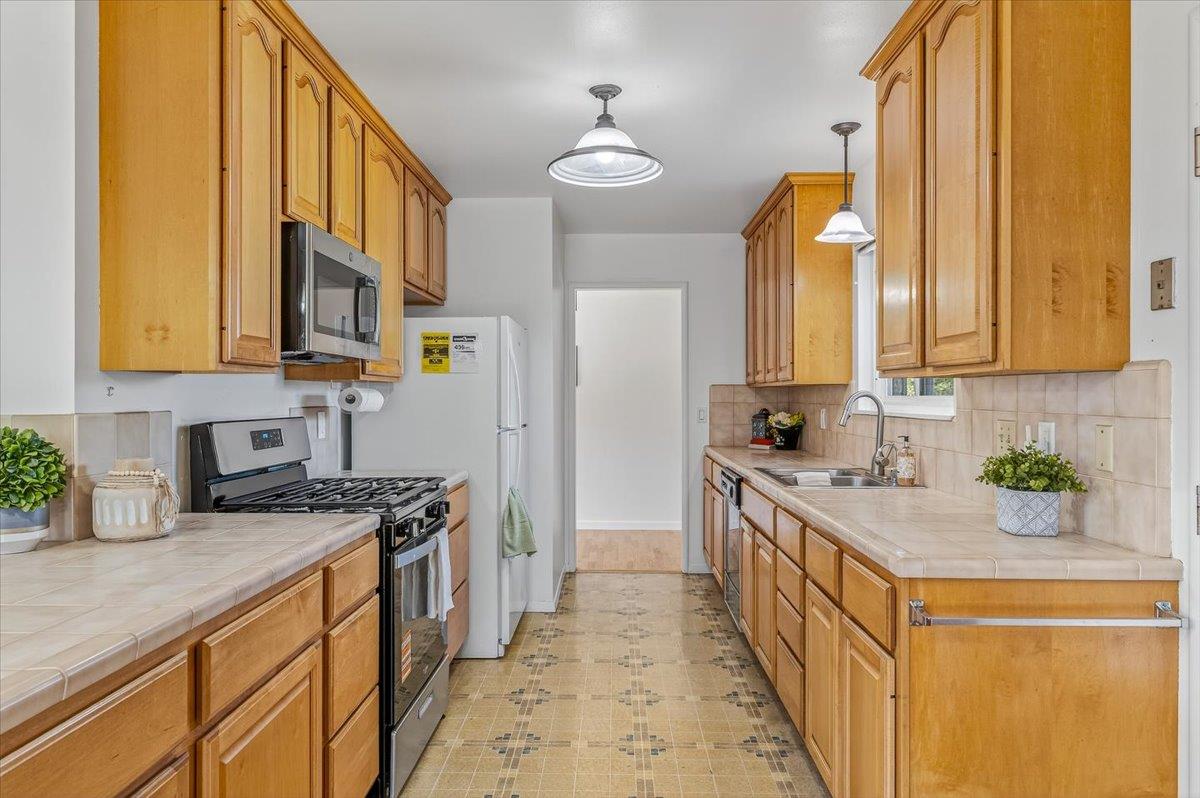 Property photo 33