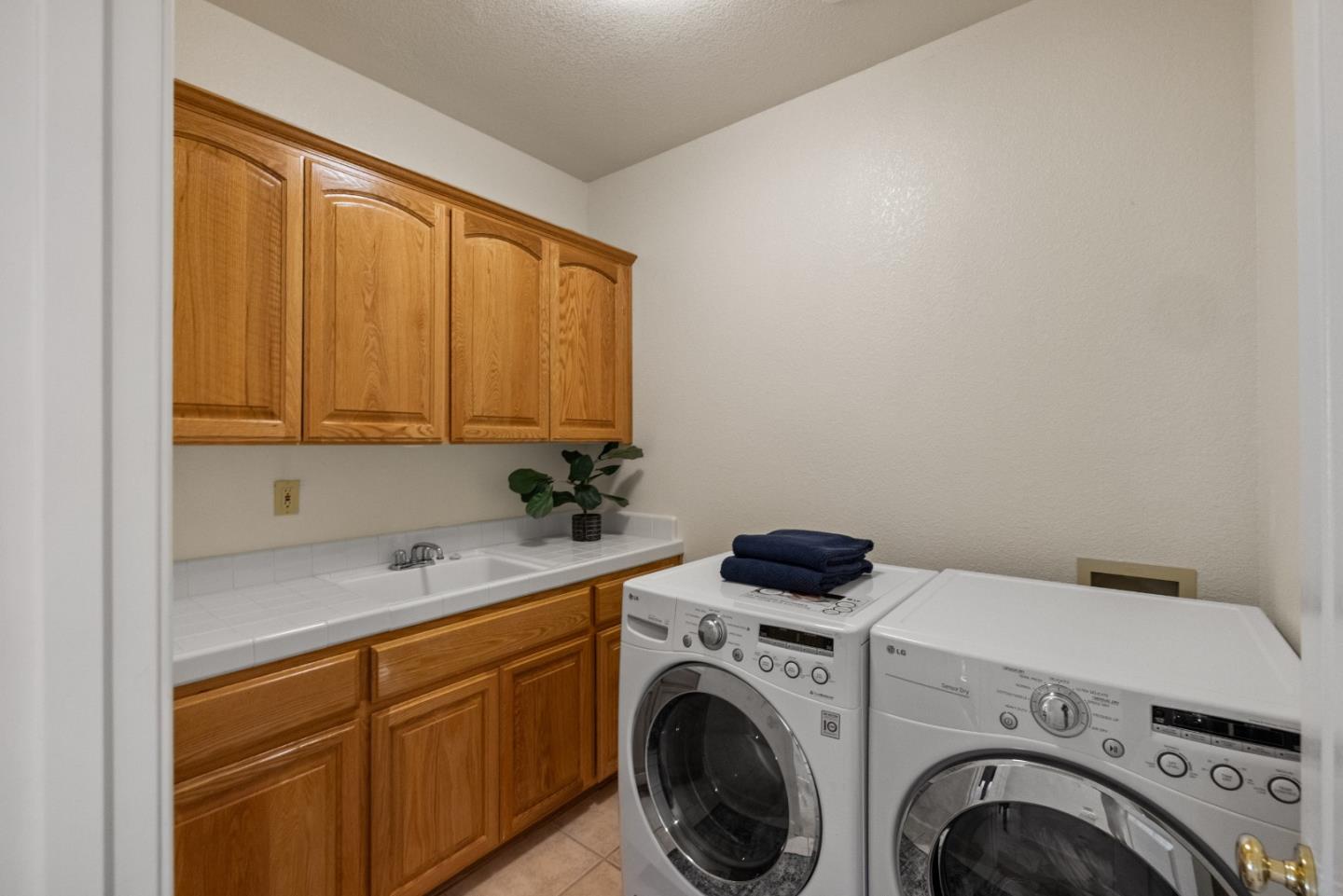 Property photo 50