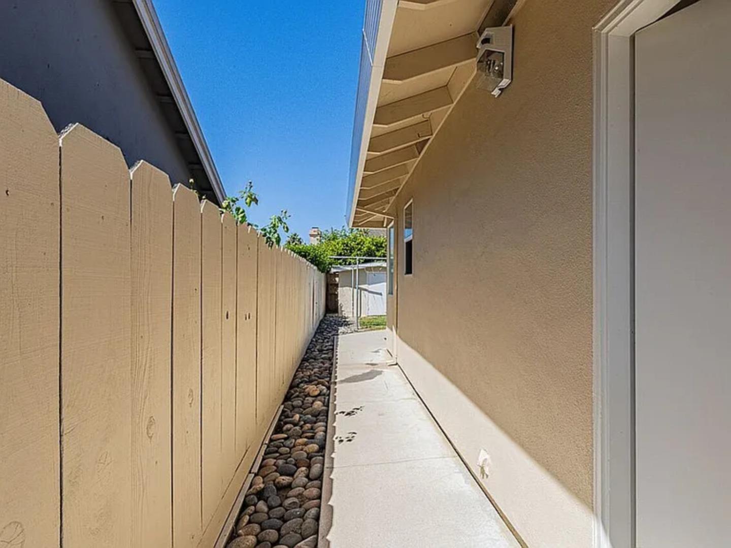 Property photo 49