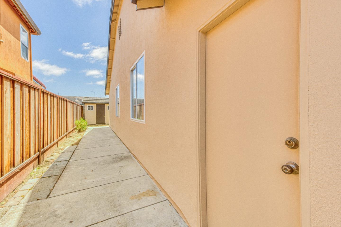 Property photo 24