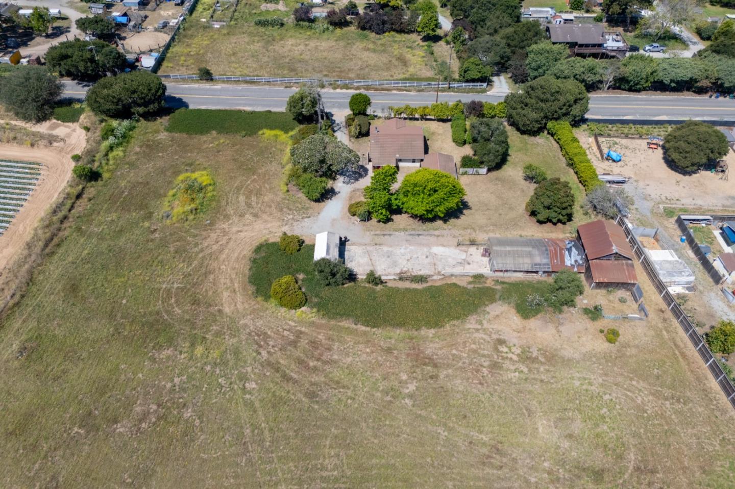 Property photo 31